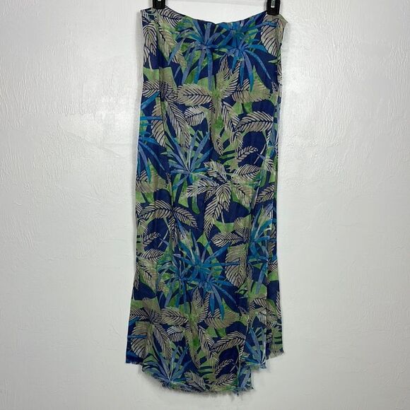 J. McLaughlin Tropical Leaf Print Fringe Trim Wool Scarf - Picture 1 of 4
